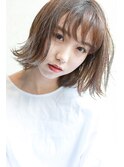 【La fith】 外はね×切りっぱなしミディアムスタイル