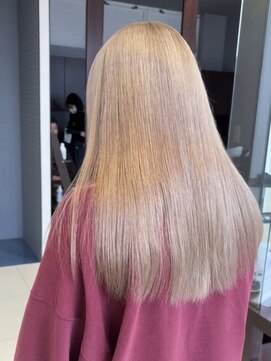 アース コアフュールボーテ 新潟青山店(EARTH coiffure beaute) ベージュ_ブロンド_ハイトーン_ダブルカラー_ケアブリーチ