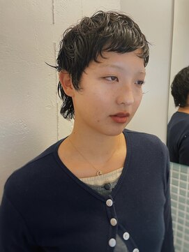 ヘン(hen) 【心斎橋hen】ショートパーマ 外国人風パーマ ピンパーマ