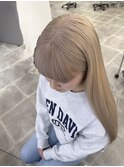 イメチェン/ホワイトブロンド/外ハネボブ/美髪/栄