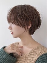 ロット 横浜(lot)&nbsp;フェザーバング×丸みショート×美髪[横浜駅]