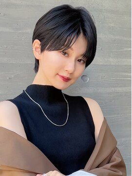 ロンドプロフィール 浦和(Lond profil) 大人可愛い20代30代40代黒髪前下がりショートボブ丸みショート◎