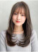 大人ガーリー似合わせミディアムレイヤーカットダークアッシュ