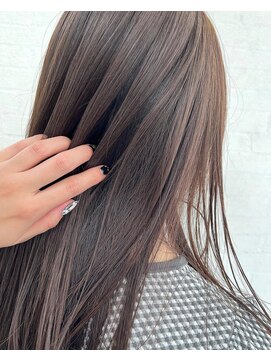 ビジュ(bijou) オリーブグレージュ