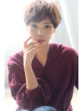 ヘアリゾート ブーケ(hair+resort bouquet) ニュアンスカールの小顔ショート