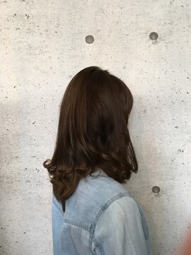 オーヴォ ヘアデザイン(OOVO HAIR DESIGN) カットカラー