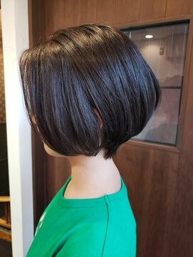 ヘア ケア ディエイチケー(HAIR CARE DHK) 小顔ショートボブ