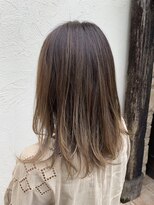 エトランジェ(Etrange)&nbsp;大人ナチュラルハイライト×グラデーション/ベージュ