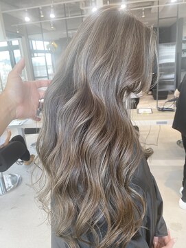 リア 近鉄八尾店(Lia) ハイライト/ベージュ