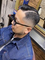 ムア(MUA) スキンフェード ハードパート サイドパート