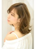 女子会に人気のミディアムヘア