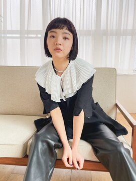 ユイル(Uil) 似合わせ小顔カット20代30代40代デザインカラー