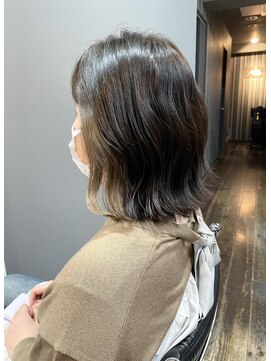 ヘアアンドメイク エジェリ(hair&make egerie) ベージュインナーカラー・ダークグレージュミディアムボブ