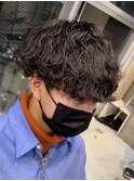 波巻きパーマメンズパーマメンズヘアツーブロックツイストパーマ