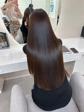 ドロシー 郡山桑野店(Dorothy) イメチェンハッシュカットフルバング似合わせレッドブラウン