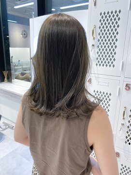 ネイロ 日本橋(NeiRo) 小顔レイヤーカット/ミディアムレイヤー/レイヤーロング