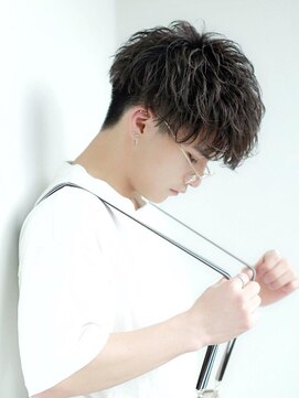 リップス 自由が丘(LIPPS) 癖毛パーマで魅せる【刈り上げマッシュ】