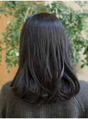 安定感あるセミロング