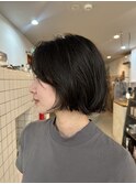 黒髪ボブ　シースルーバング