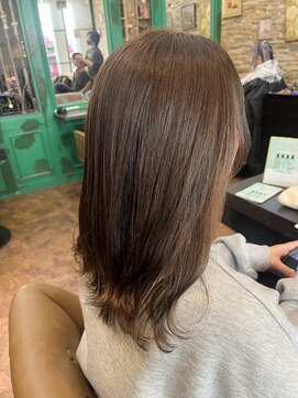 ヘアーラウンジ アンフィ 井土ヶ谷(Hair Lounge Anphi) シアーベージュ