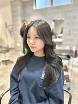 アンダーバーホワイト 天王寺阿倍野店(_WHITE)&nbsp;レイヤーカット 顔周りカット 顔周りレイヤー 透明感カラー