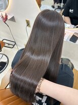 アン(Hair make un)&nbsp;ミントベージュ/オリーブ/ベージュ