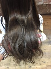 外国人風ヘアカラー　「アッシュグレイ×グラデーション」