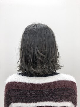 オーストヘアーリリー 京橋(Aust hair Rilly) Austカット+アディクシー×切りっぱなしボブ