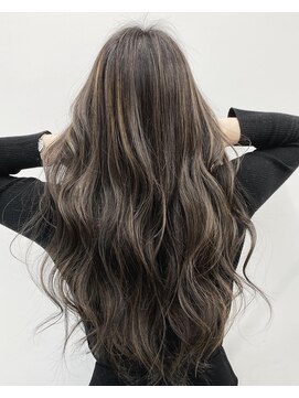 アライブ キチジョウジ(ALIVE Kichijoji) 【ALIVE吉祥寺】派手にならないグレージュハイライト