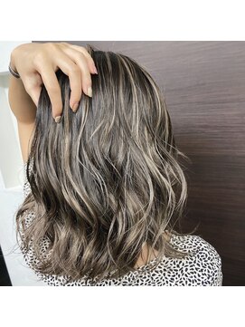 ヴィフ 大船(VIF) コントラストハイライト(ブリーチ毛)