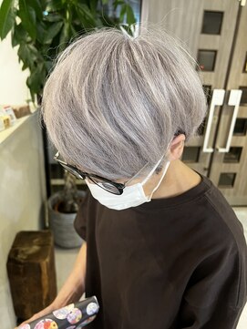 ラウレア(Laule'a) 白髪染めレベル100