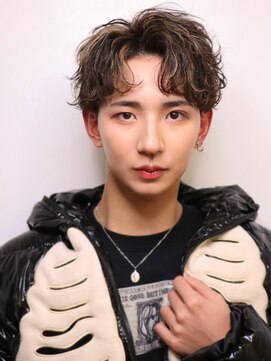 オーシャントーキョー 大阪(OCEAN TOKYO) センターパート メンズヘア メンズ 波巻きパーマ パーマ カラー