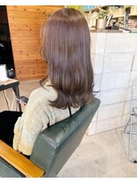 イル(ill)&nbsp;ベージュカラー　透明感カラー　大須