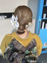 ガーデンヨコハマ(GARDEN YOKOHAMA) 成人式振袖前撮りヘアセットタイトシニヨン着物胡蝶蘭ハイトーン