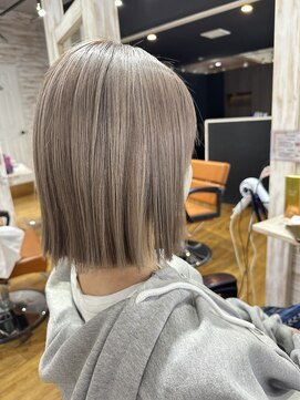 アチェロ(Acero.) ミルクティーベージュ