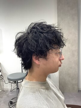 ステアーズ(Stairs) ゆるく動く大人のスパイラルパーマ