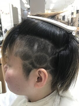 倶楽部ヘアーズ 醍醐本店(HAIR'S) キャラクターバリアート/ツーブロック/京都/伏見/醍醐/キッズ