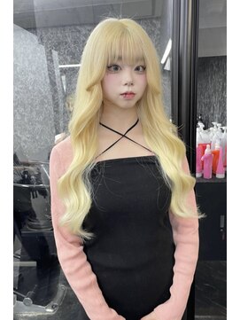 リア 大阪梅田(Ria) ～韓国ヘア　ブロンドヘア～【Ria 大阪　梅田】