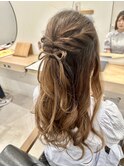 お呼ばれハーフアップ