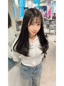 ユーフォリア 渋谷グランデ(Euphoria SHIBUYA GRANDE) オリーブグレージュ　レイヤー　艶髪　オリーブカラー　yuki