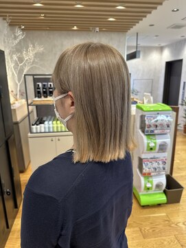 トクテ 高円寺(tokute) ブリーチカラー×ボブ×ミルクティーグレージュ【高円寺】