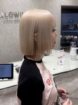 ルシティ(Le City) White beige 【ダブルカラー/ブリーチ/髪質改善/エクステ】