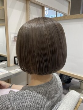 スピンヘア SOCOLA塚口店(Spin hair) 透け感グレージュボブ
