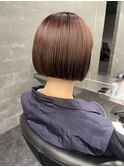 イノアピンクベージュ白髪ぼかし×ミニボブ