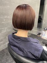 スノウ(SKNOW)&nbsp;イノアピンクベージュ白髪ぼかし×ミニボブ