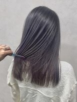 アムドット(Amu.)&nbsp;バレイヤージュケアブリーチダブルカラー大船駅本郷台駅港南台駅