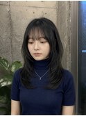 動きが映えるハッシュカット×艶カラー
