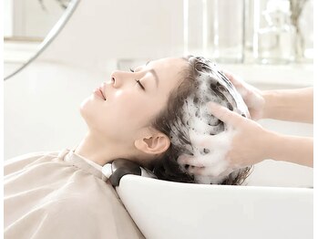 オーガニック マークイズ葛飾かなまち店(Organic)の写真/【髪質改善トリートメント + 手洗いシャンプー】約30分 3,300円 Organic自慢のおすすめメニュー♪