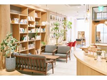 ルエ(rue)の雰囲気（Greenあふれる『Book＆Cafe』のような空気感☆）