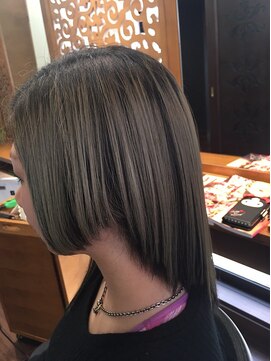 ヘア バース ラヴィエール(Hair BIRTH Laviere) 個性派スタイル